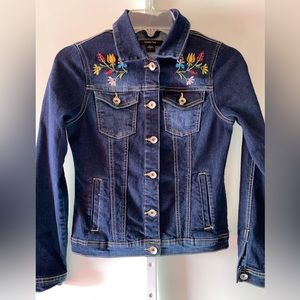 Paper tee | girls denim jacket | size L